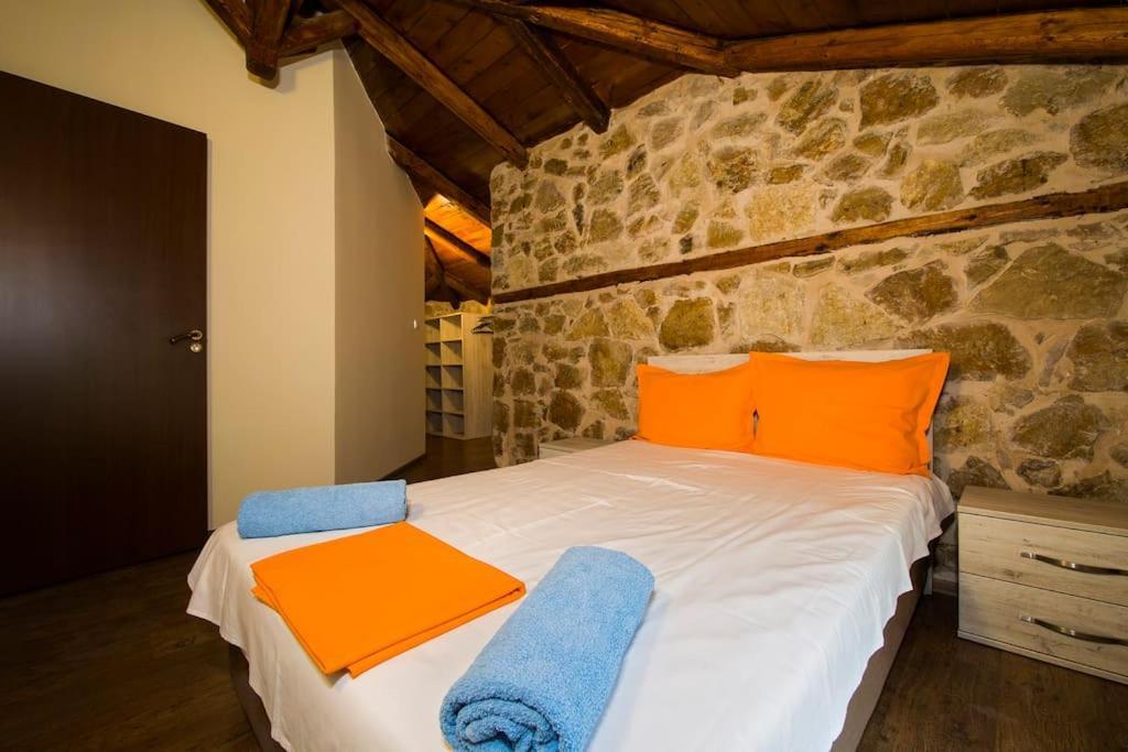 Вилла Petrini Spiti Пиргадикия Экстерьер фото