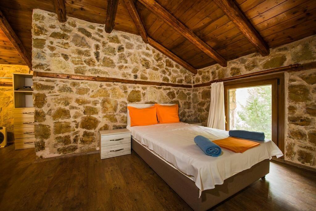 Вилла Petrini Spiti Пиргадикия Экстерьер фото
