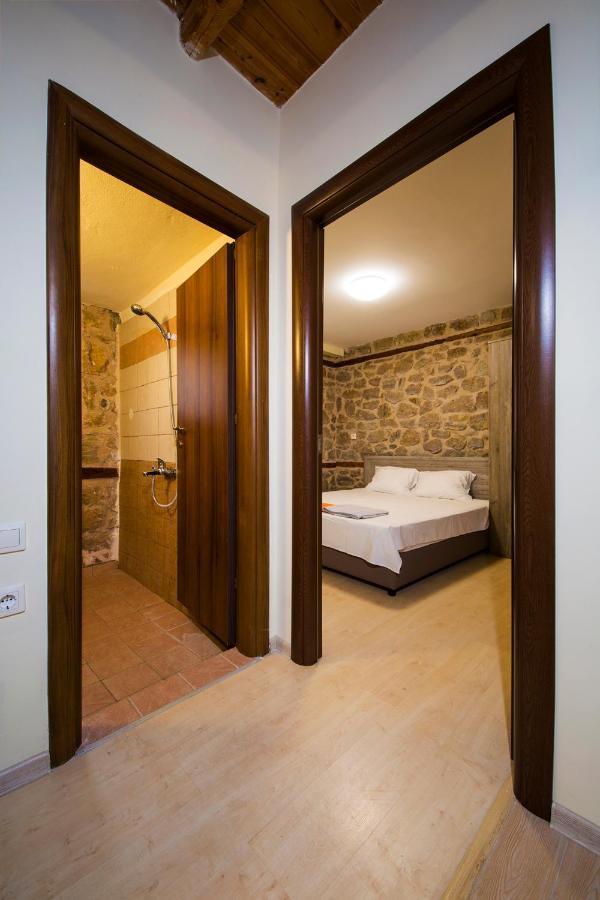Вилла Petrini Spiti Пиргадикия Экстерьер фото