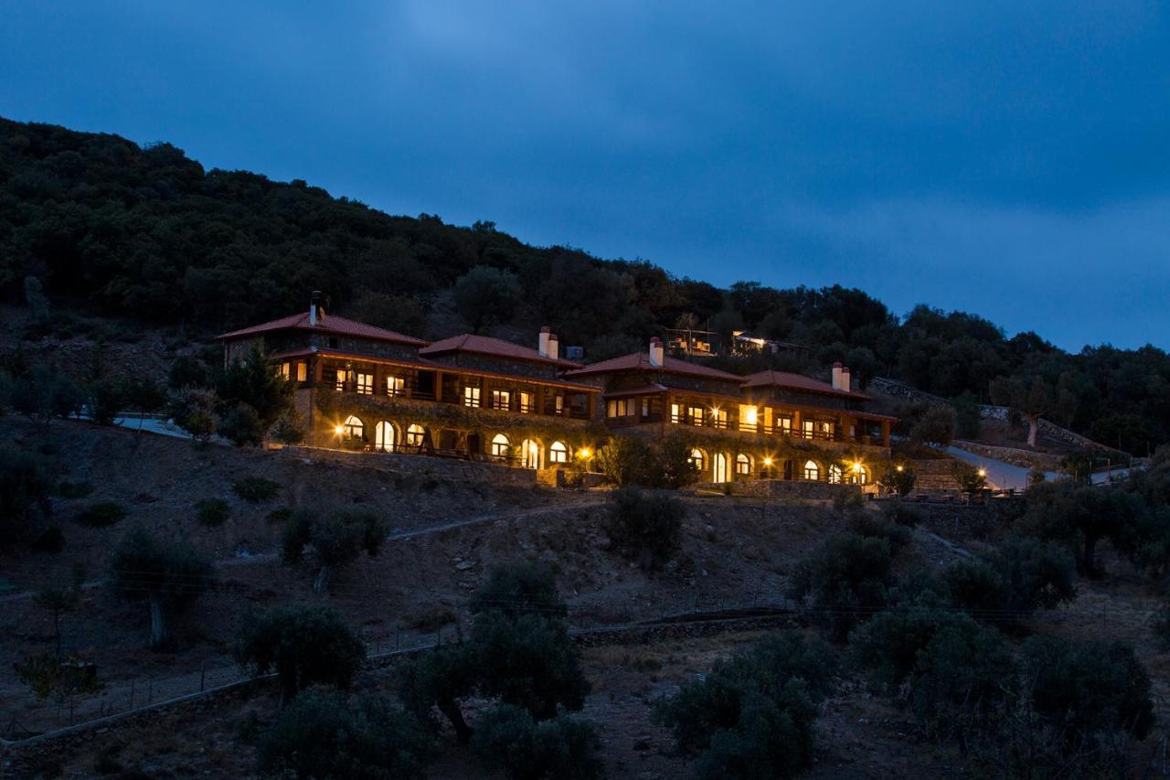 Вилла Petrini Spiti Пиргадикия Экстерьер фото