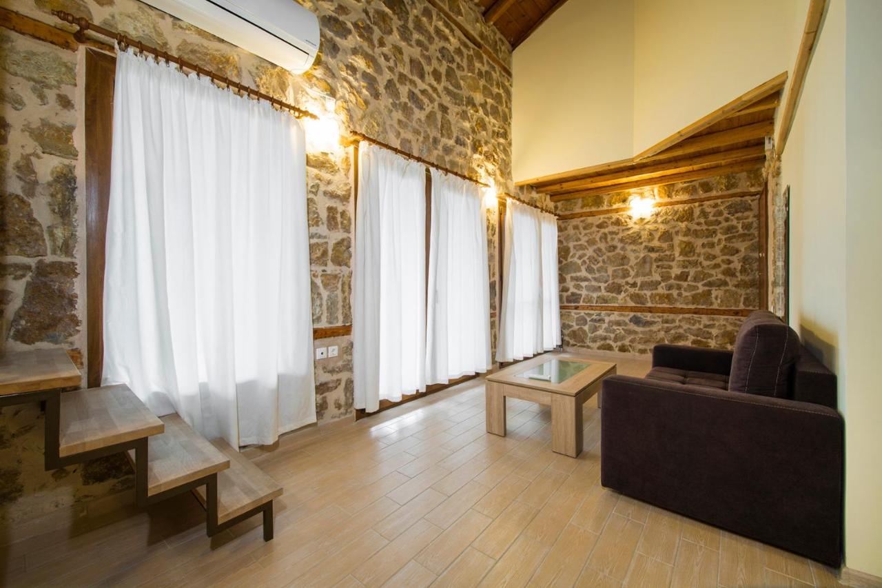 Вилла Petrini Spiti Пиргадикия Экстерьер фото